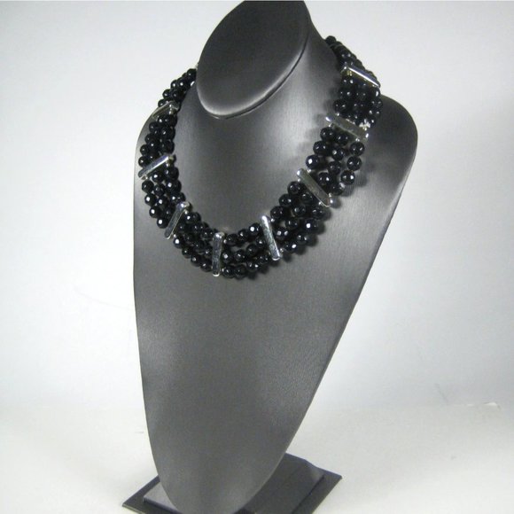 Black Plastic Beaded Collar Necklace 19 Inch Silvertone Vintage 50s Multi-Stran - Picture 6 of 8